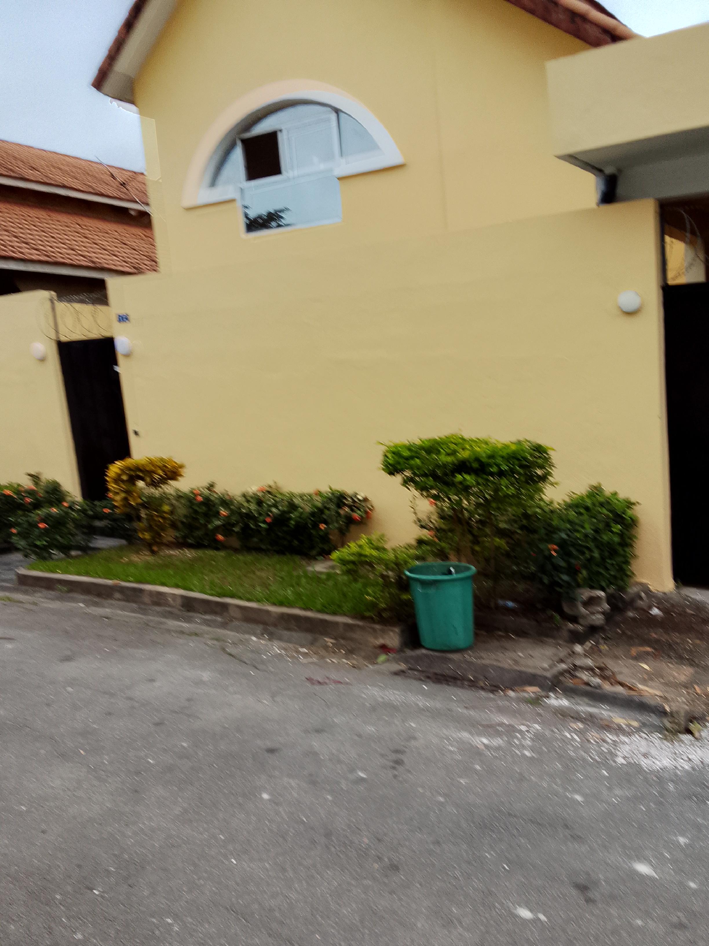 Maison a louer a Angre les arcades 