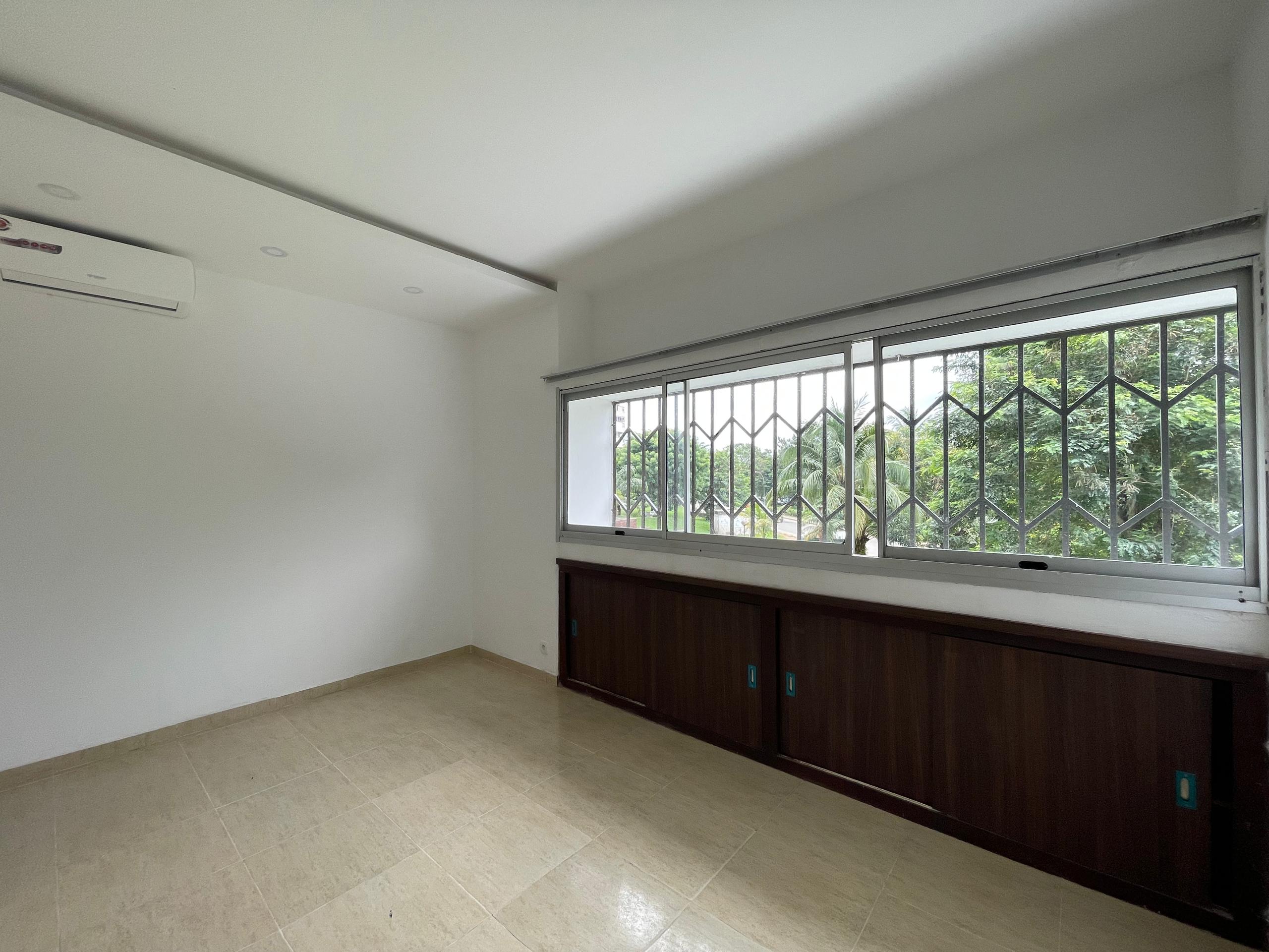 Rechercher des Appt a la Riviera Golf 1 Casino ?